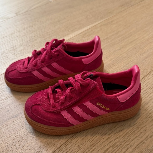 adidas Originals Handball Spezial Toddler Girls' "Ruby Red/Lucid Pink/Gum" Shoe - Picture 2 of 6